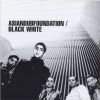 Download track Black White (Maximum Roach Mix) 