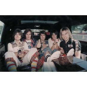 Download track All Of The World Is Falling In Love The Bay City Rollers