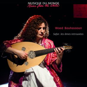 Download track Je Dors Le Cœur Blessé Waed Bouhassoun