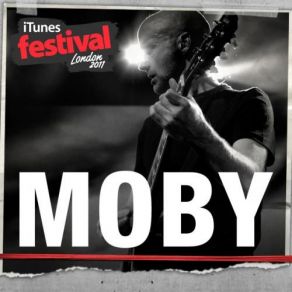 Download track Extreme Ways (Live) Moby