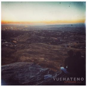 Download track Uproar Vuehateno