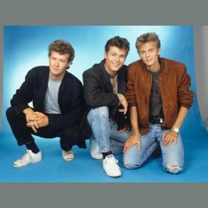 Download track All The Planes That Come In On The Quiet A-Ha