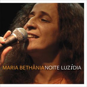 Download track Sem Fantasia María Bethania