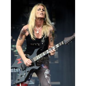 Download track The Bitch Is Back Lita Ford