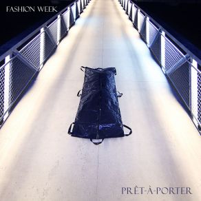 Download track Klosstrophobia Fashion Week